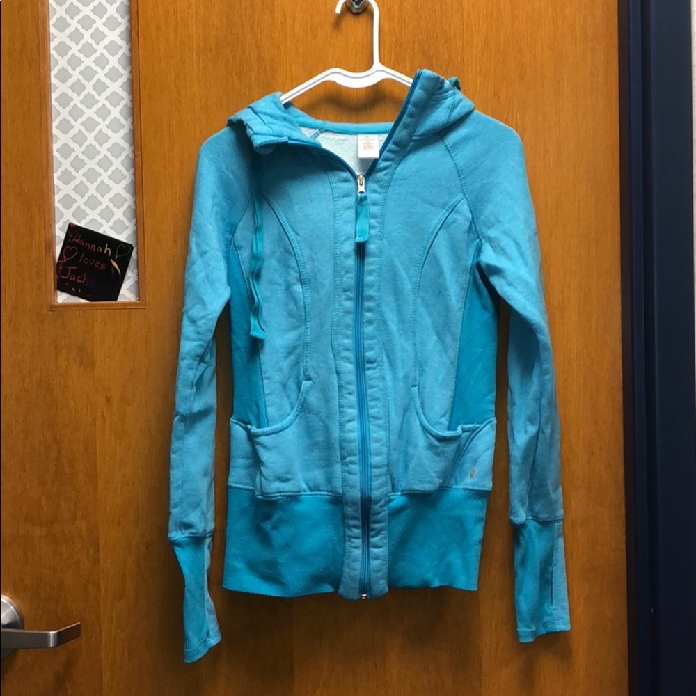 A sweatshirt